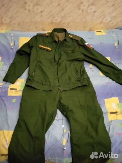 Армейская офисная форма и комплектующие