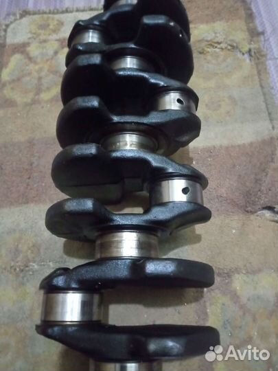 Коленвал Audi 80 90 100 VW passat b3