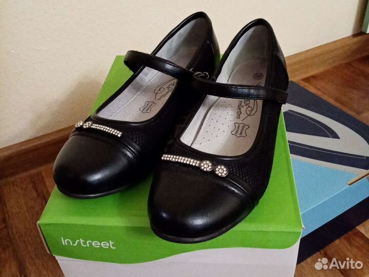 Туфли для девочки