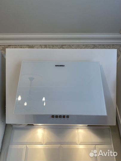 Вытяжка для кухни Maunfeld