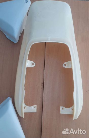 Комплект пластика на honda cb400