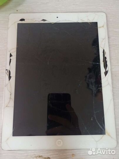 iPad 3 с разбитым стеклом