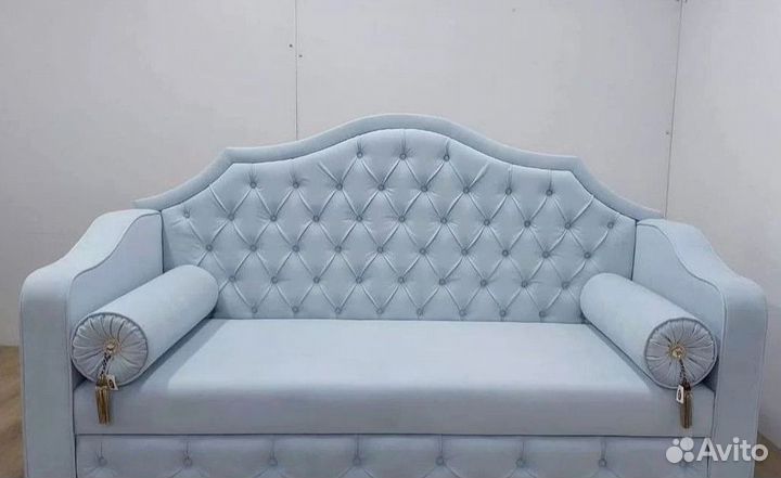 Кровать диван детская мягкая