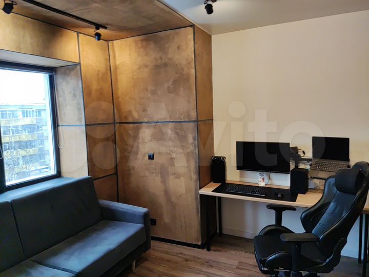 1-к. квартира, 43 м², 4/9 эт.