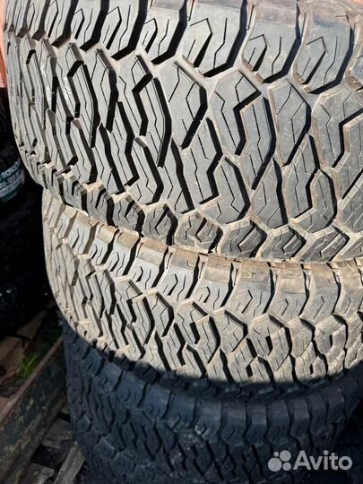 Maxxis Razr AT 37/13.5 R20