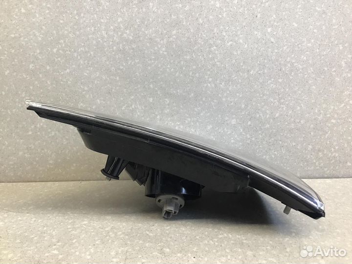 Фонарь задний внутренний левый Mitsubishi Outlande