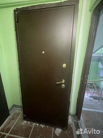 Дверь входная металлическая