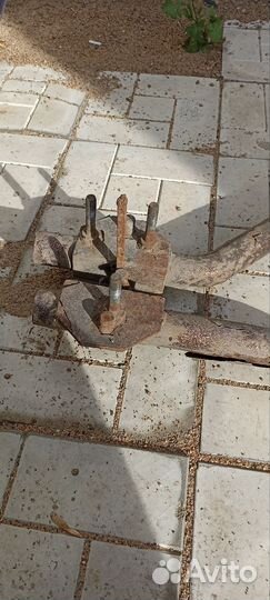 Держатель запаски на соболь