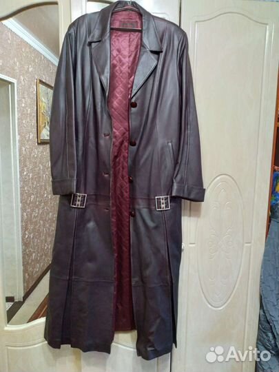 Кожаный плащ