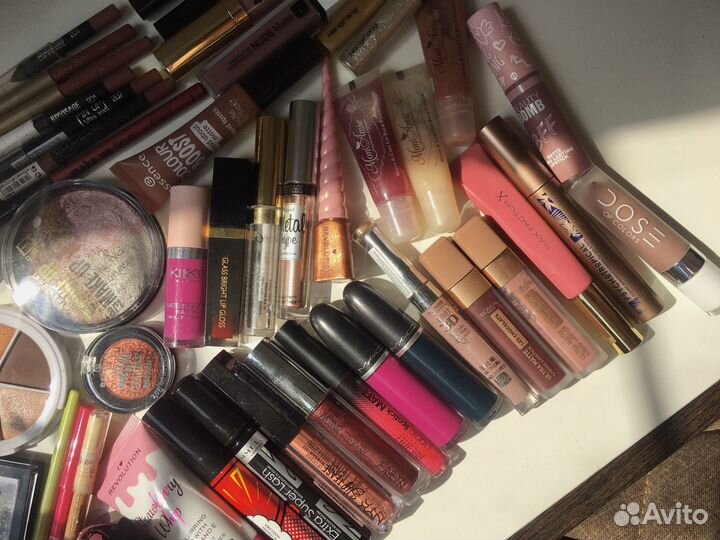 Набор косметики пакетом