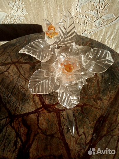 Хрустальная роза для интерьера