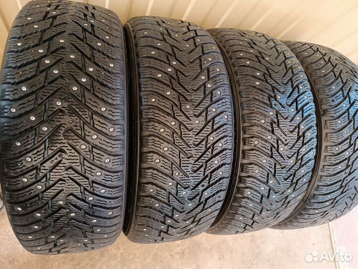 Nokian Tyres Hakkapeliitta 8 205/55 R16 94T