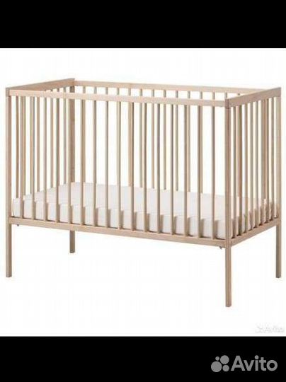 Детская кровать IKEA с 2 матрасами и одеялом