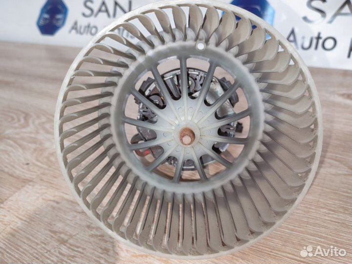 Мотор печки Bmw 5 F10 N52B25 2011