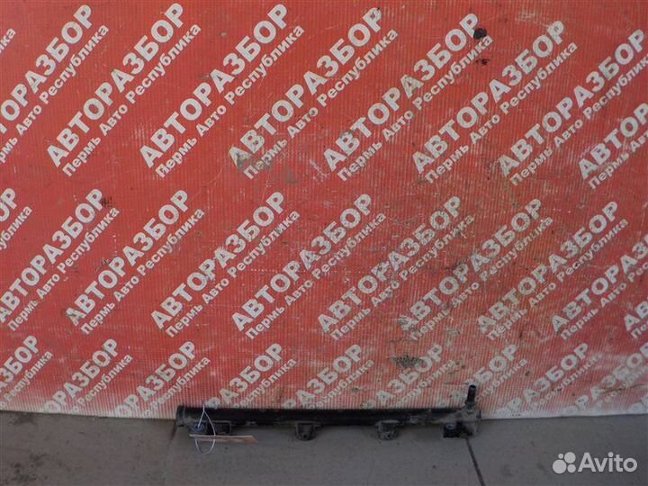 Топливная рампа Renault Duster K4MA606 2012