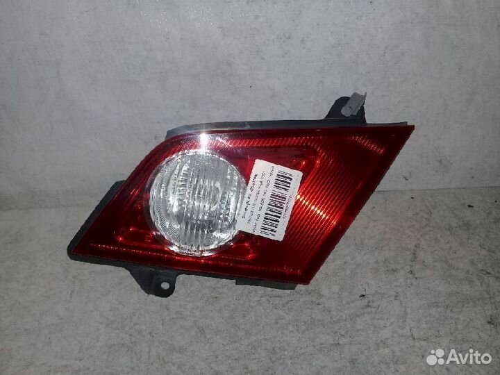 Фонарь (стоп сигнал) правый 132-63786 в крышку зад
