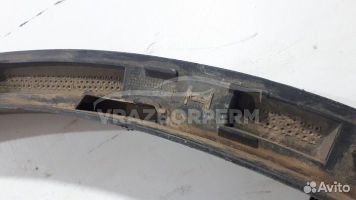 Накладка на крыло VW Touareg