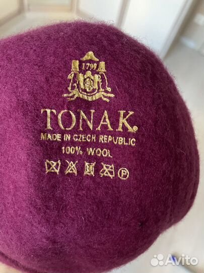 Шапка из шерсти женская