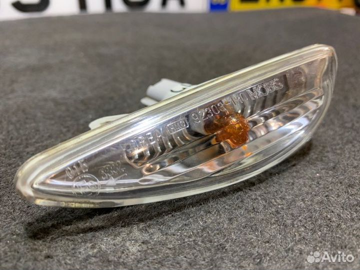 Поворотник в крыле левый Hyundai I30 G4FA 1.4 2015