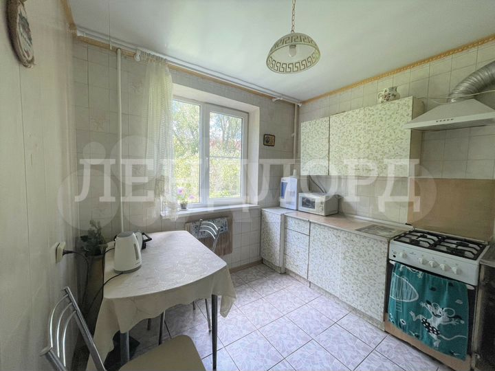 2-к. квартира, 52,4 м², 1/5 эт.