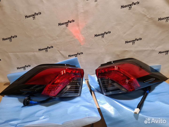 Новый Фонарь в крыло Toyota RAV 4 RAV-4 XA50 2018