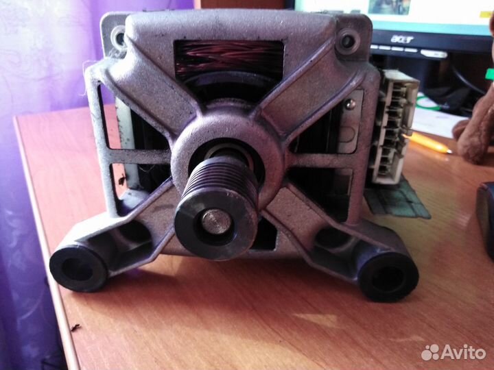 Двигатель от стиральной машинки wf0500nyw