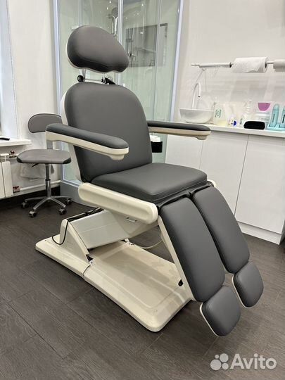Педикюрное кресло с электроприводом 3 мотора