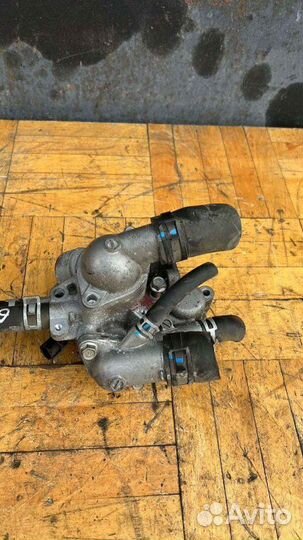 Корпус термостата Mitsubishi Delica