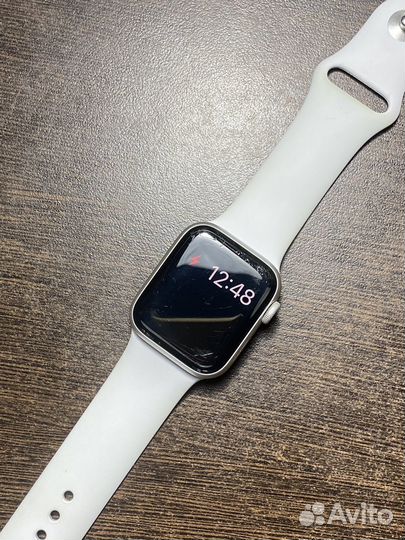 Часы apple watch 4 40 mm