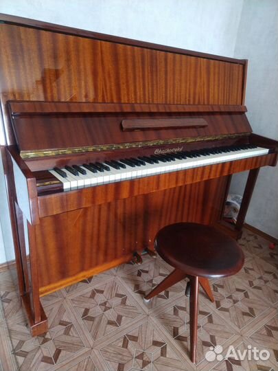 Пианино Чайковский