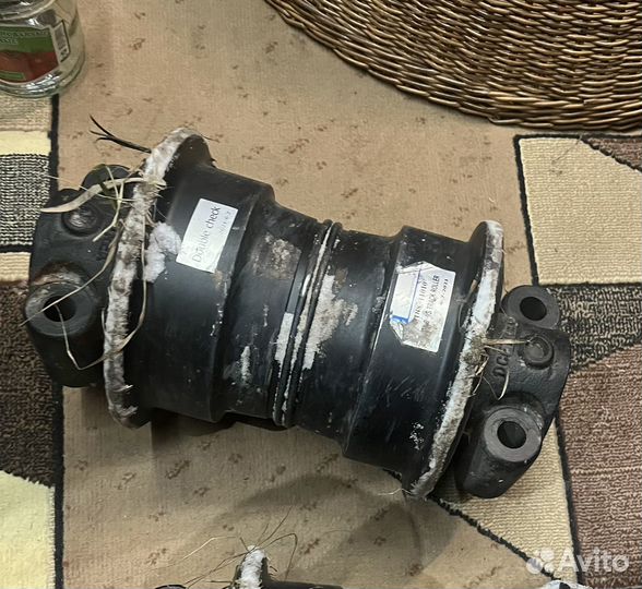 Каток опорный Hyundai R330LC-9S