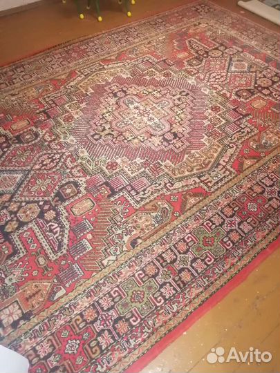 Ковер шерстяной натуральный. 2 на 3 метра