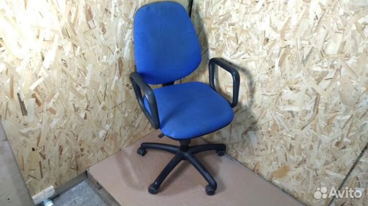 Кресло для пк / б/у комплект, неисправен газлифт