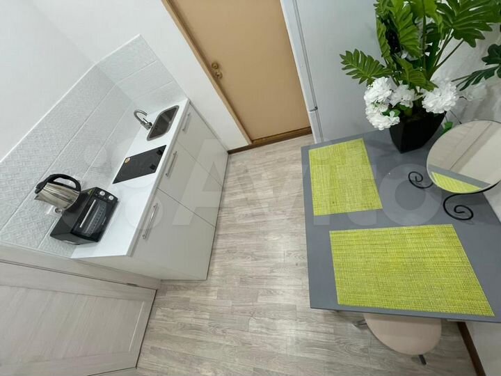 1-к. квартира, 40 м², 1/4 эт.