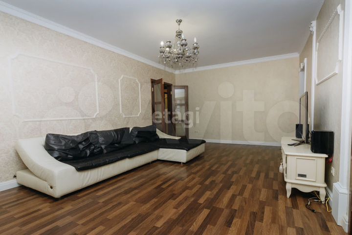3-к. квартира, 100 м², 7/9 эт.