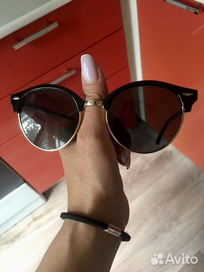 Солнцезащитные очки женские