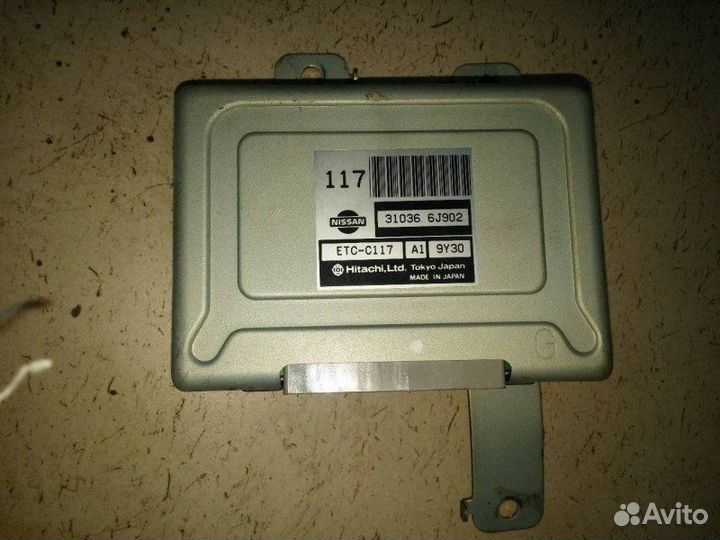 Блок управления Nissan Bluebird