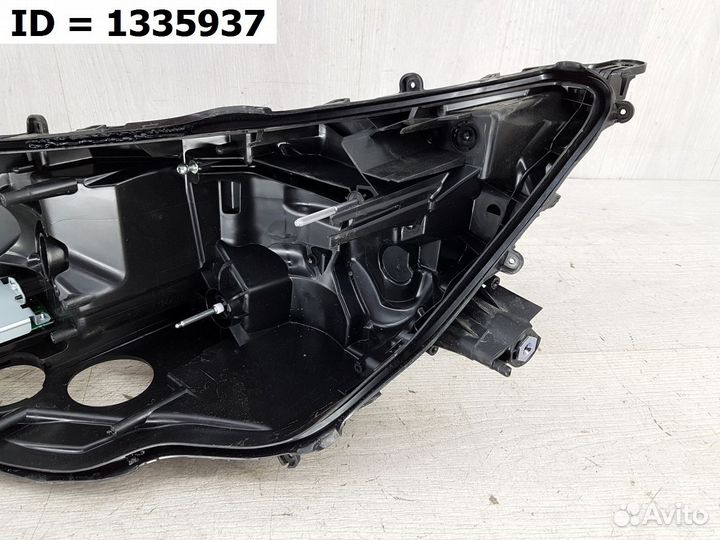 Корпус фары левый Toyota RAV4