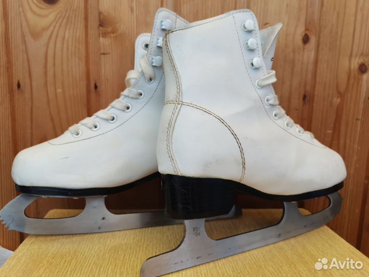 Коньки фигурные детские 33 размер