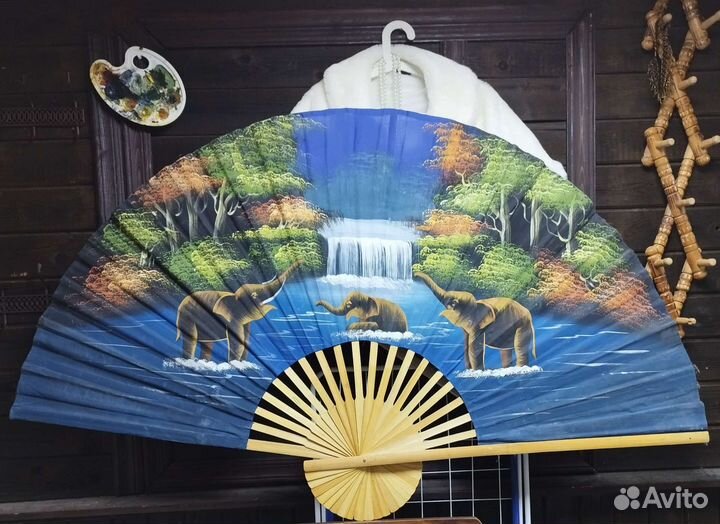 Веер на стену