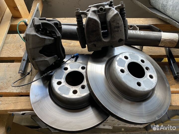 Тормоза BMW в сборе передние