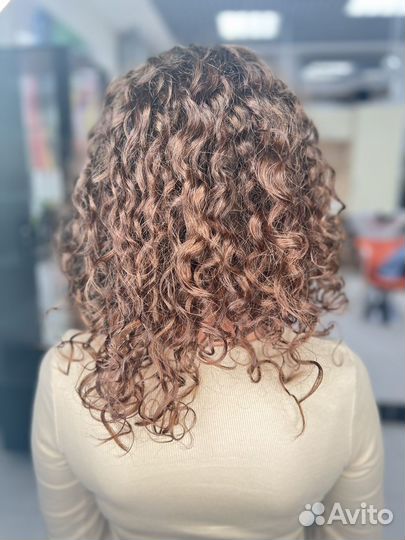 Кератиновое выпрямление волос