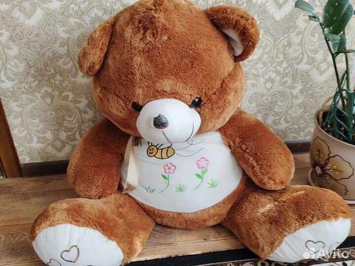 Большие плюшевые медведи