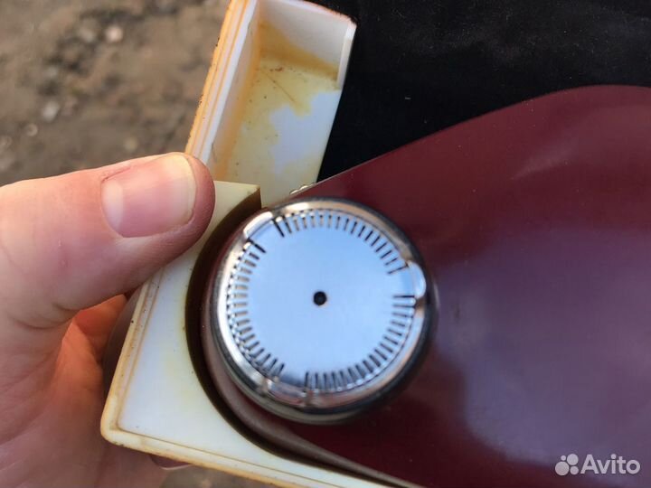 Спутник ретро бритва