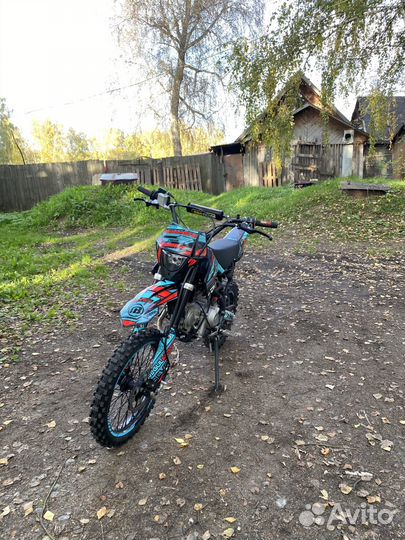 Regulmoto seven medalist 150e