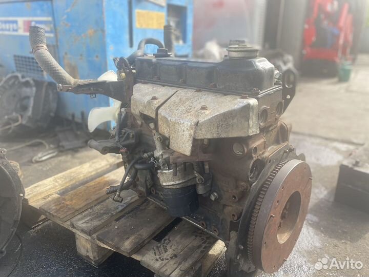 Продам двигатель TD27 в Белогорске