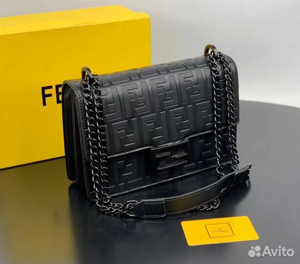 Женская сумка Fendi (хит 2023 )