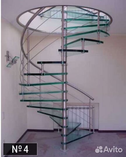Лестница из стекла