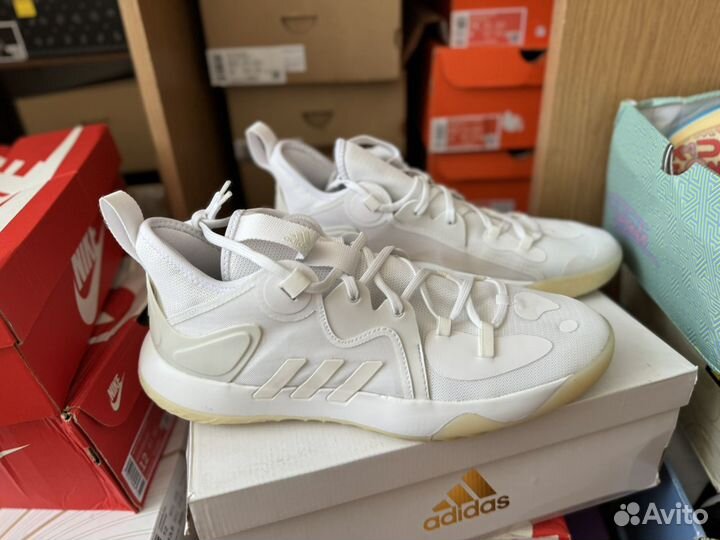 Баскетбольные кроссовки adidas harden stepback 2