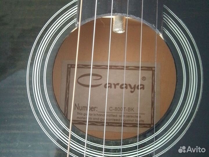 Гитара Caraya